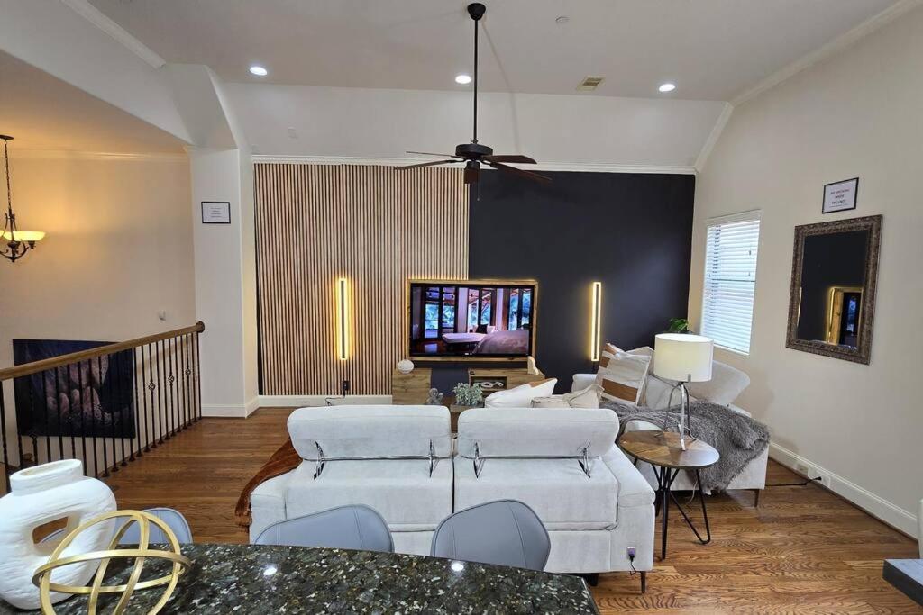 Modern Galleria Gem Private Jacuzzi 3 Br Houston Eksteriør bilde